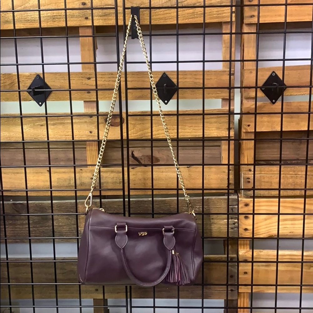 Ugg’s purple leather purse